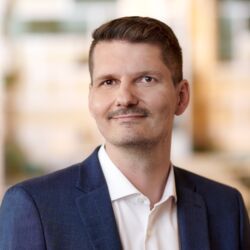 Herr Dr. Florian Wenzel